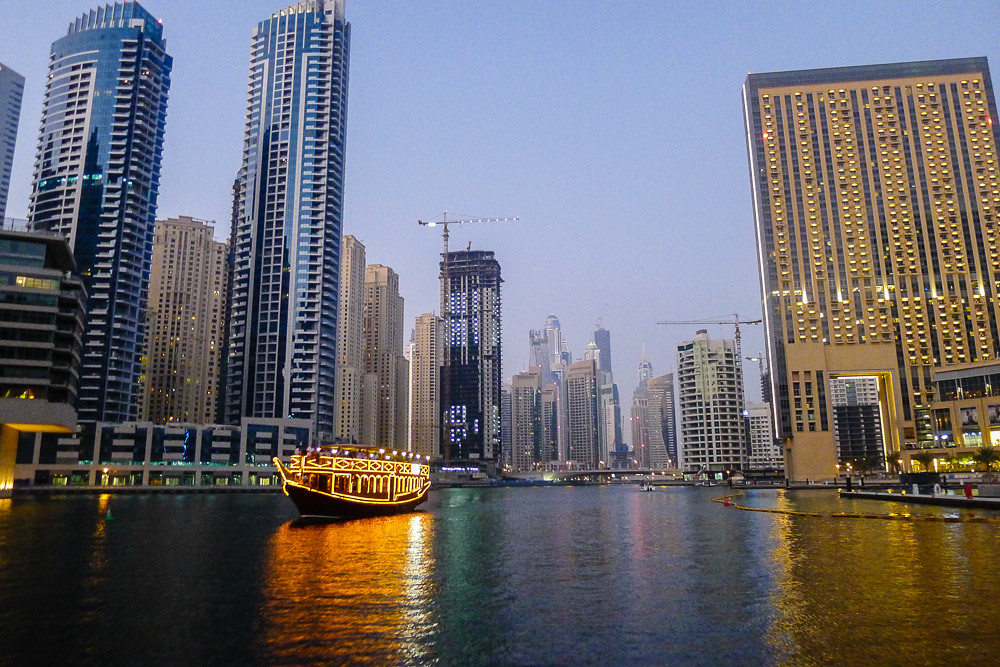 Dubai: A Futuristic Mirage of Thrills