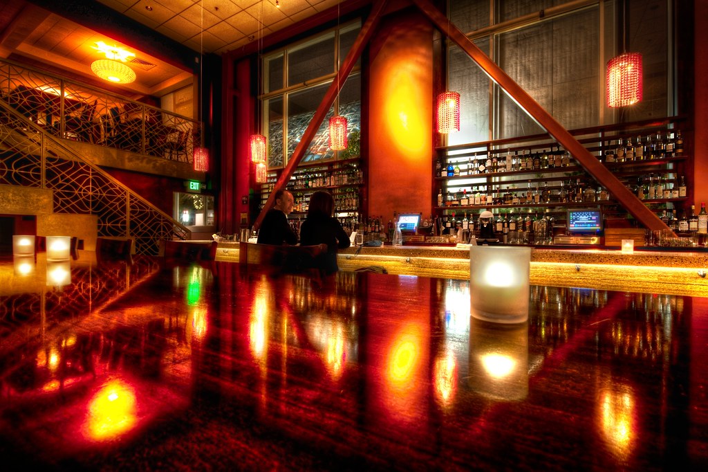 Dining and Culture: A Fusion of Flavours