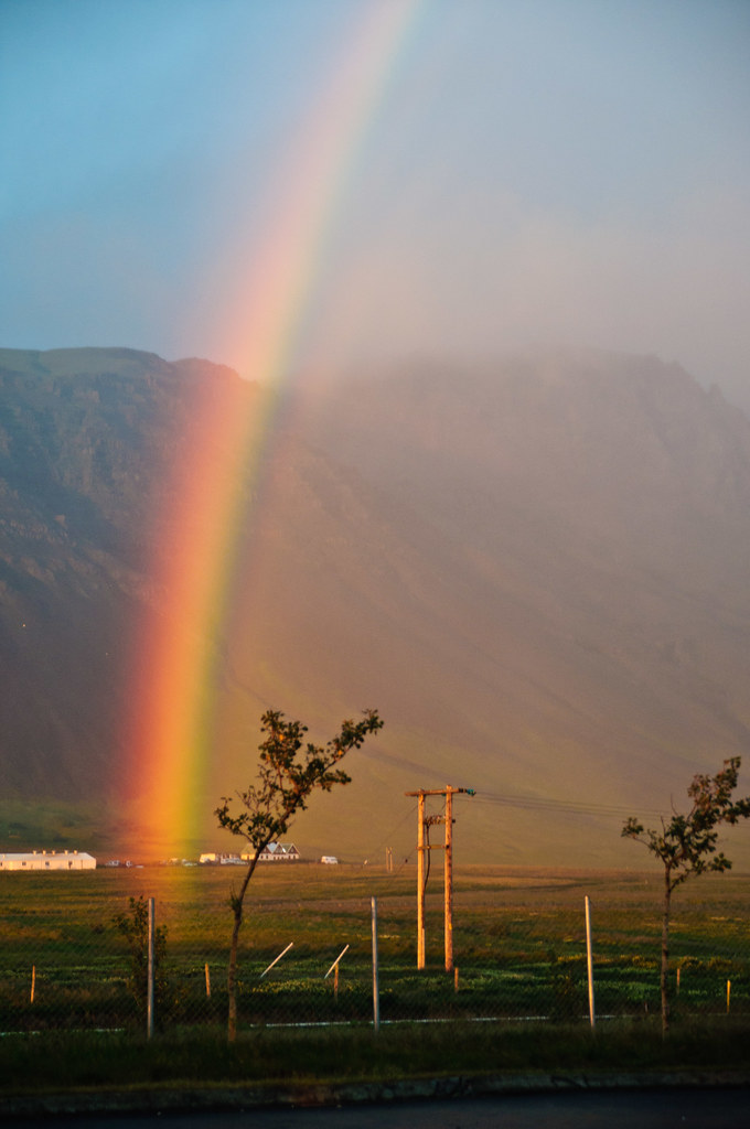 Reykjavik: Rugged adventure and midnight sun